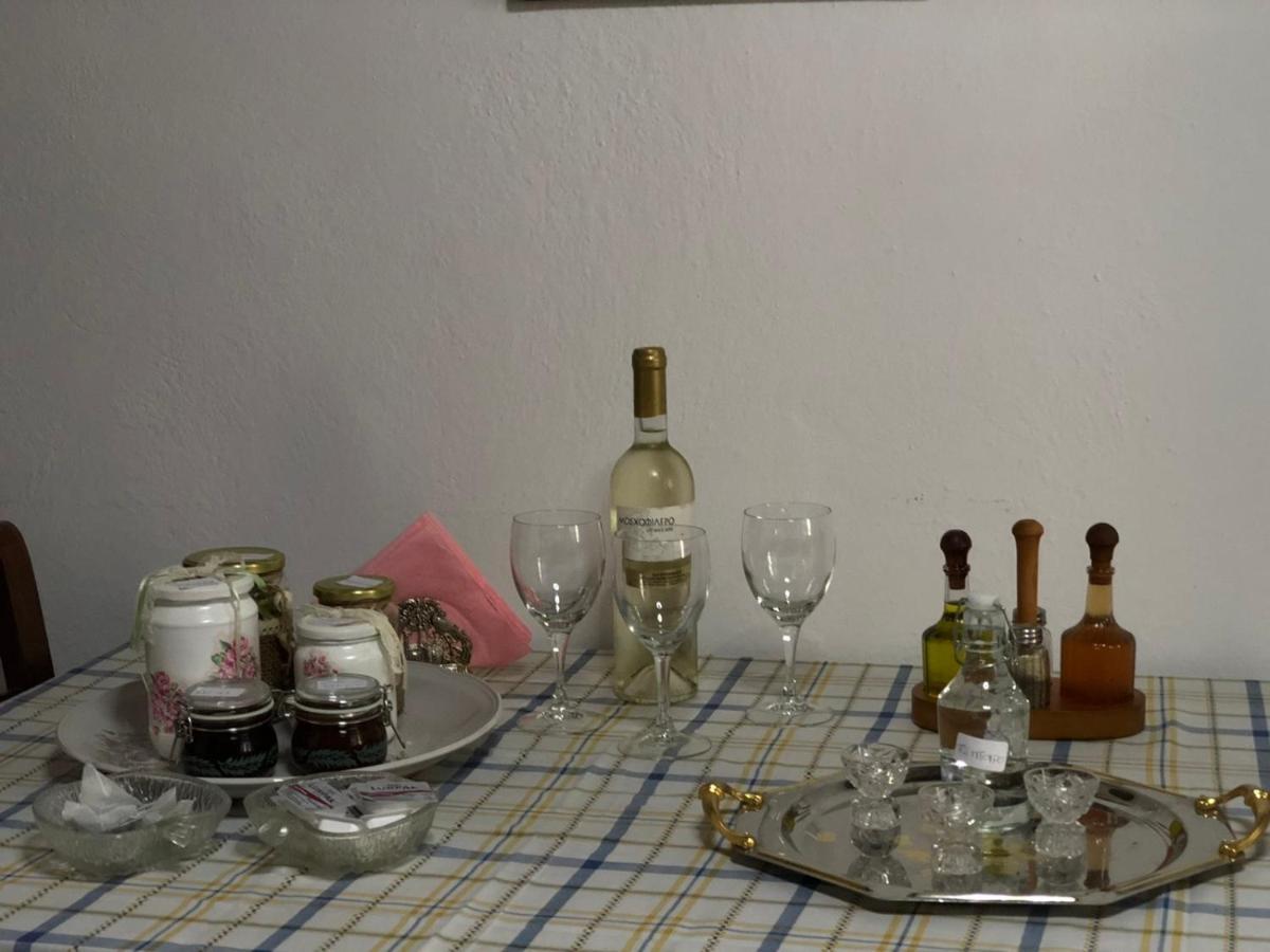 Παραδοσιακο Σπιτι Με Θεα Villa Kiszósz Kültér fotó